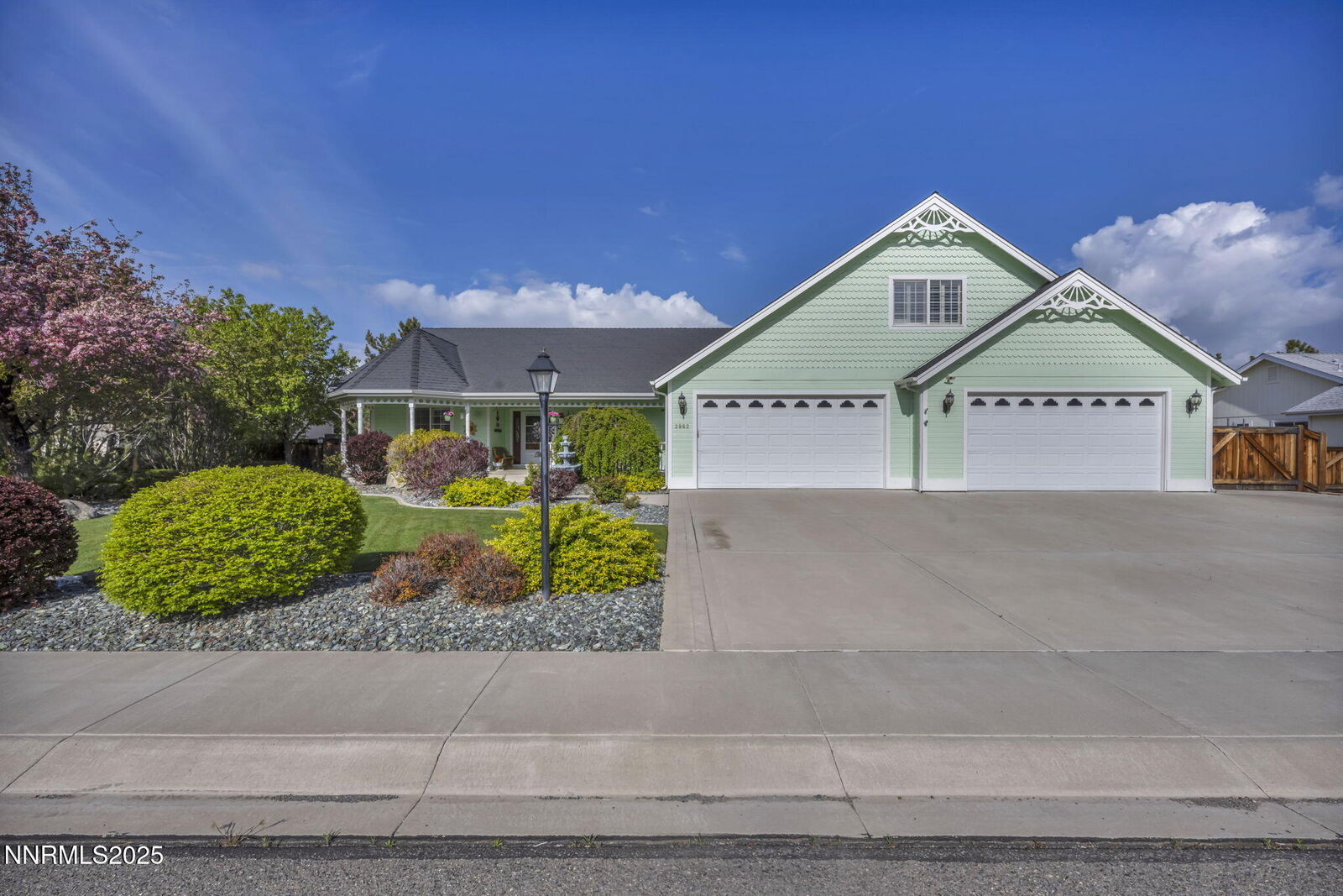 Property Photo: 2862 Sierra Mesa Court NV 89423