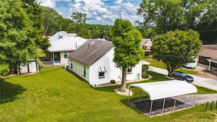 Property Photo: 1713 26th Street WV 26101