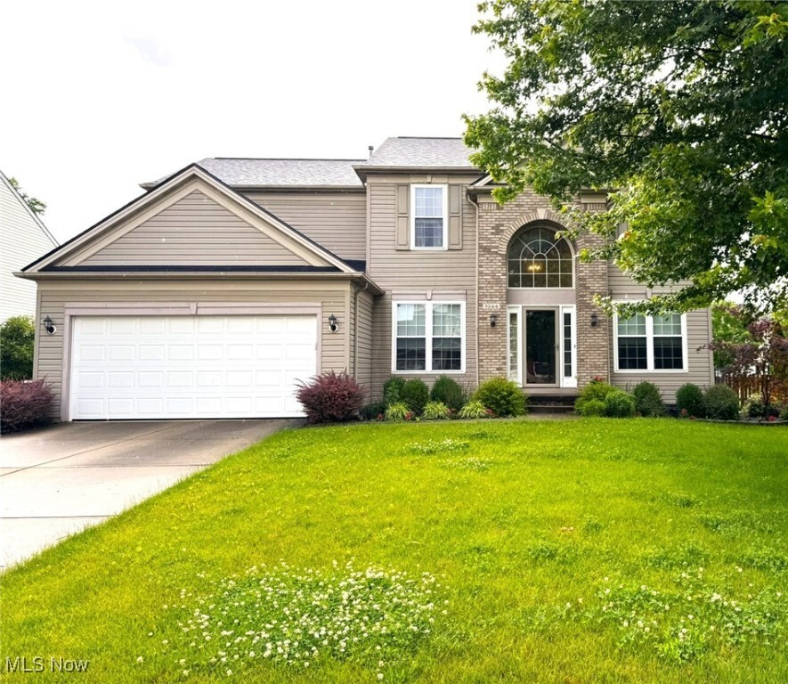 9244 Victoria Lane  North Ridgeville OH 44039 photo