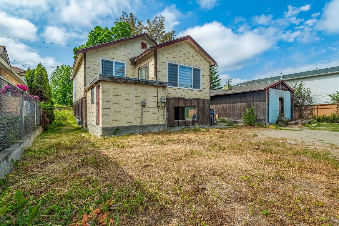 Property Photo: 307 33 Highway E BC V1X 2A4