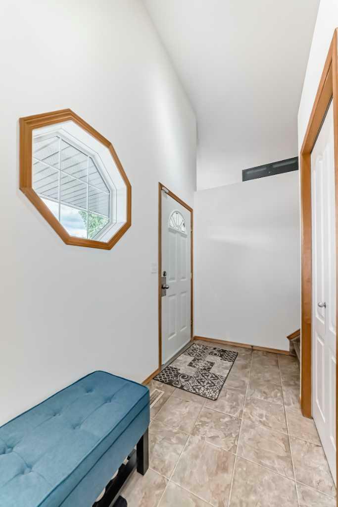 Photo de la propriété: 32 Dynes Street AB T4R 3C3