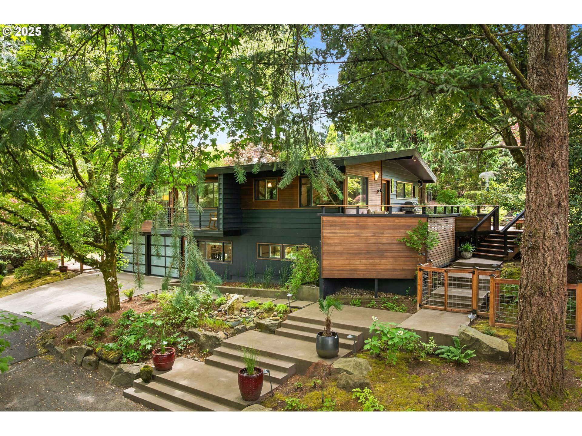 5220 SW Shattuck Rd  Portland OR 97221 photo
