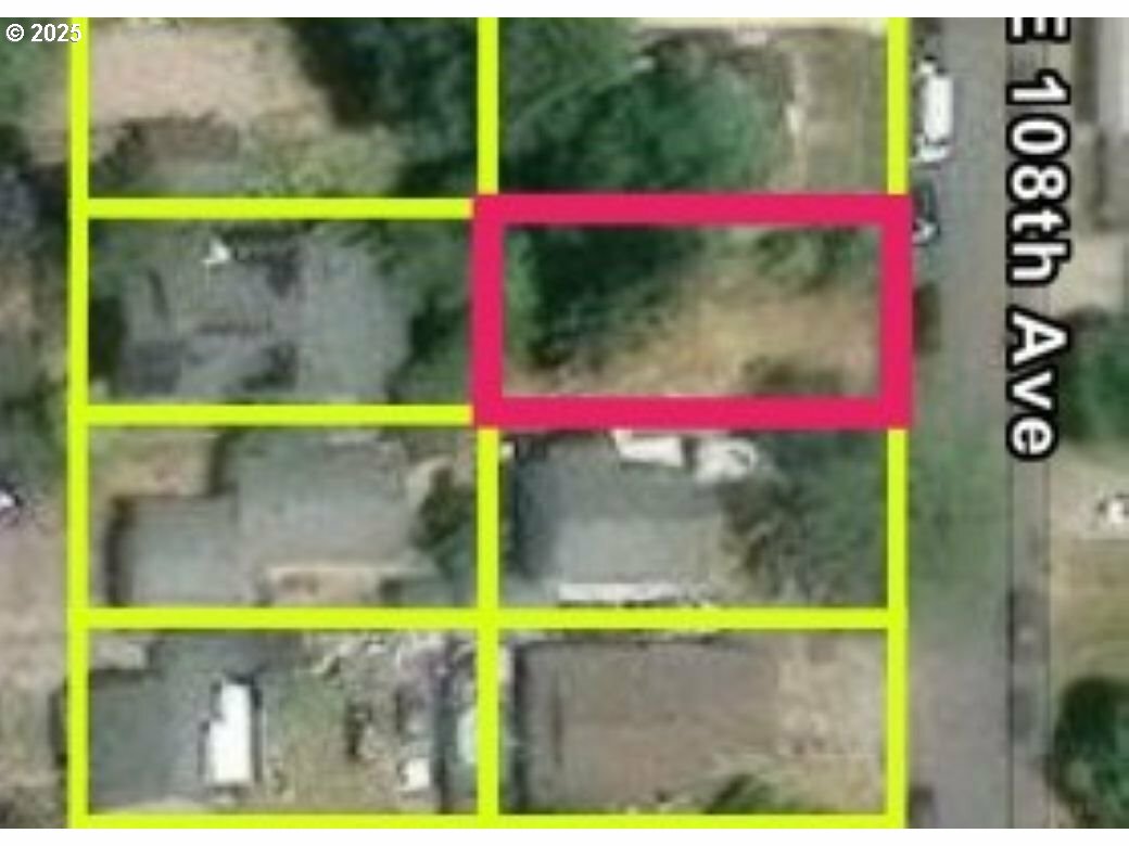 Property Photo: NE 108th Ave OR 97220