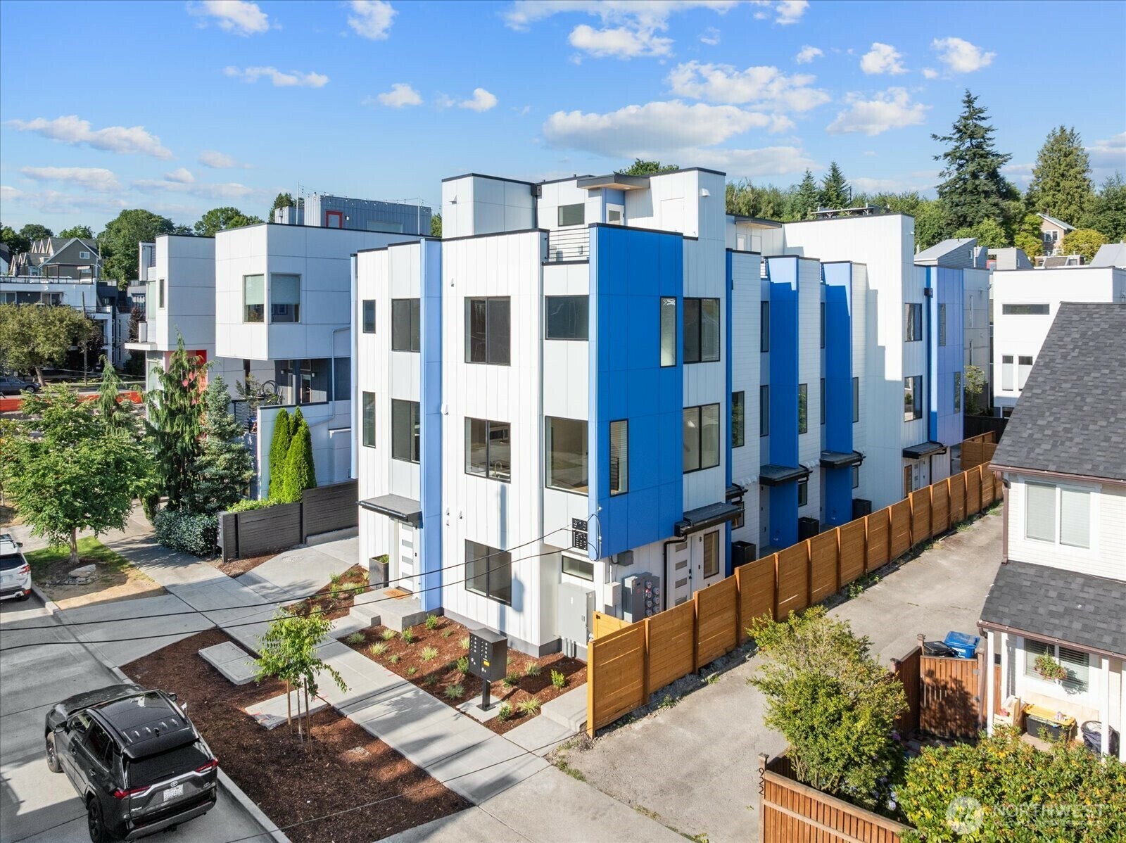 918  28th Avenue S C  Seattle WA 98144 photo
