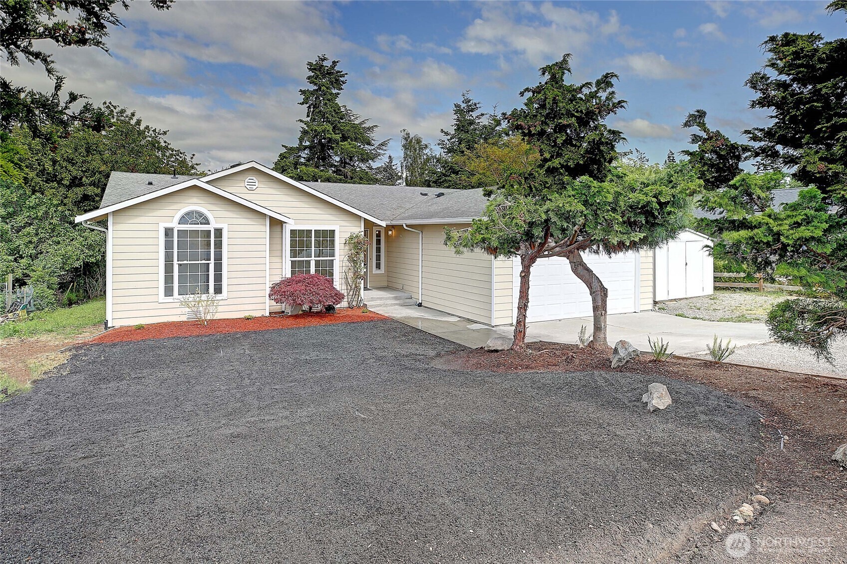 1545  Carol Street  Camano Island WA 98282 photo