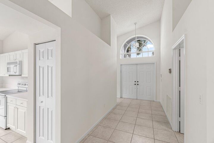 Property Photo:  7728 Edinburough Lane  FL 33446 