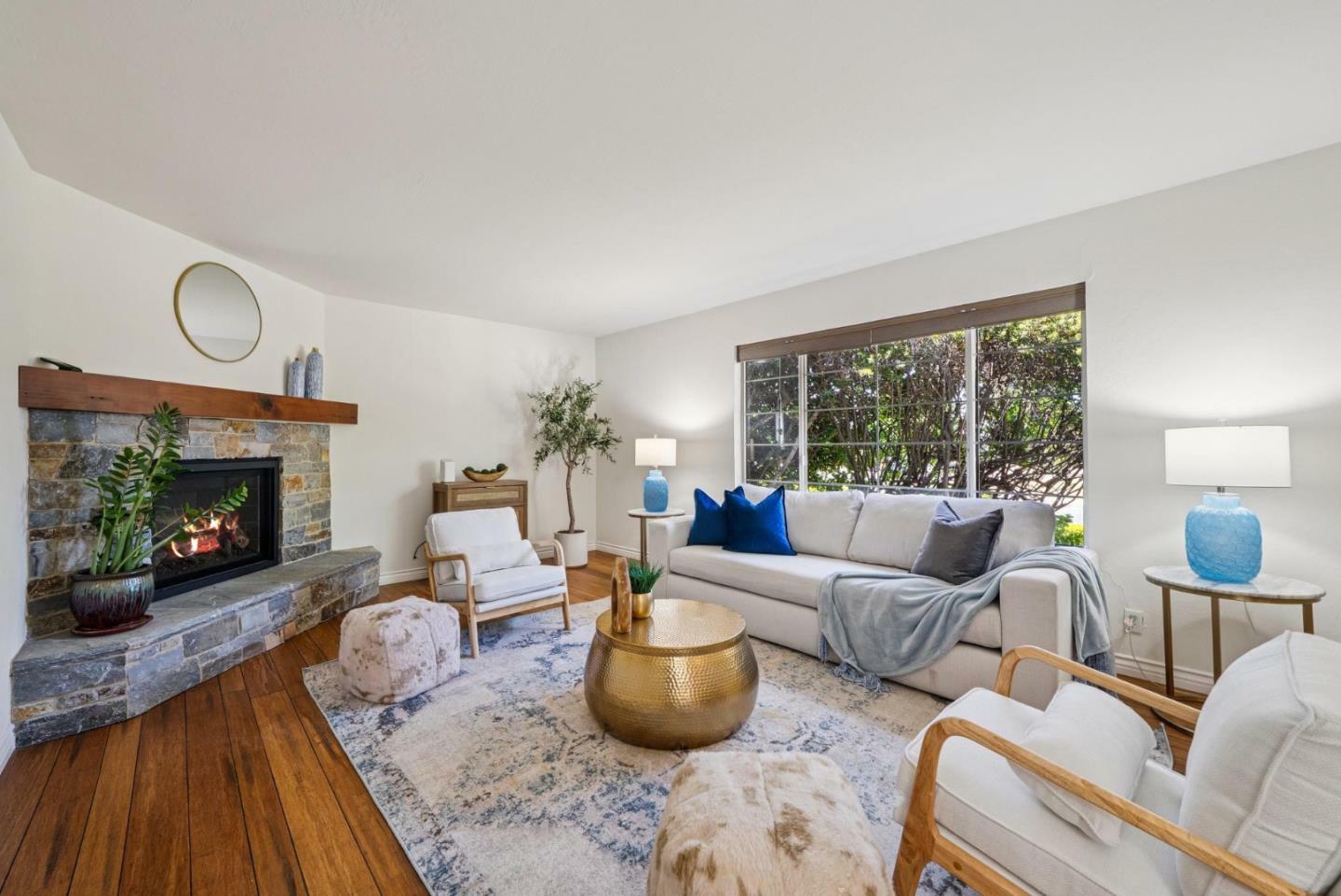 Property Photo:  6886-6890 Rutherford Avenue  CA 95129 