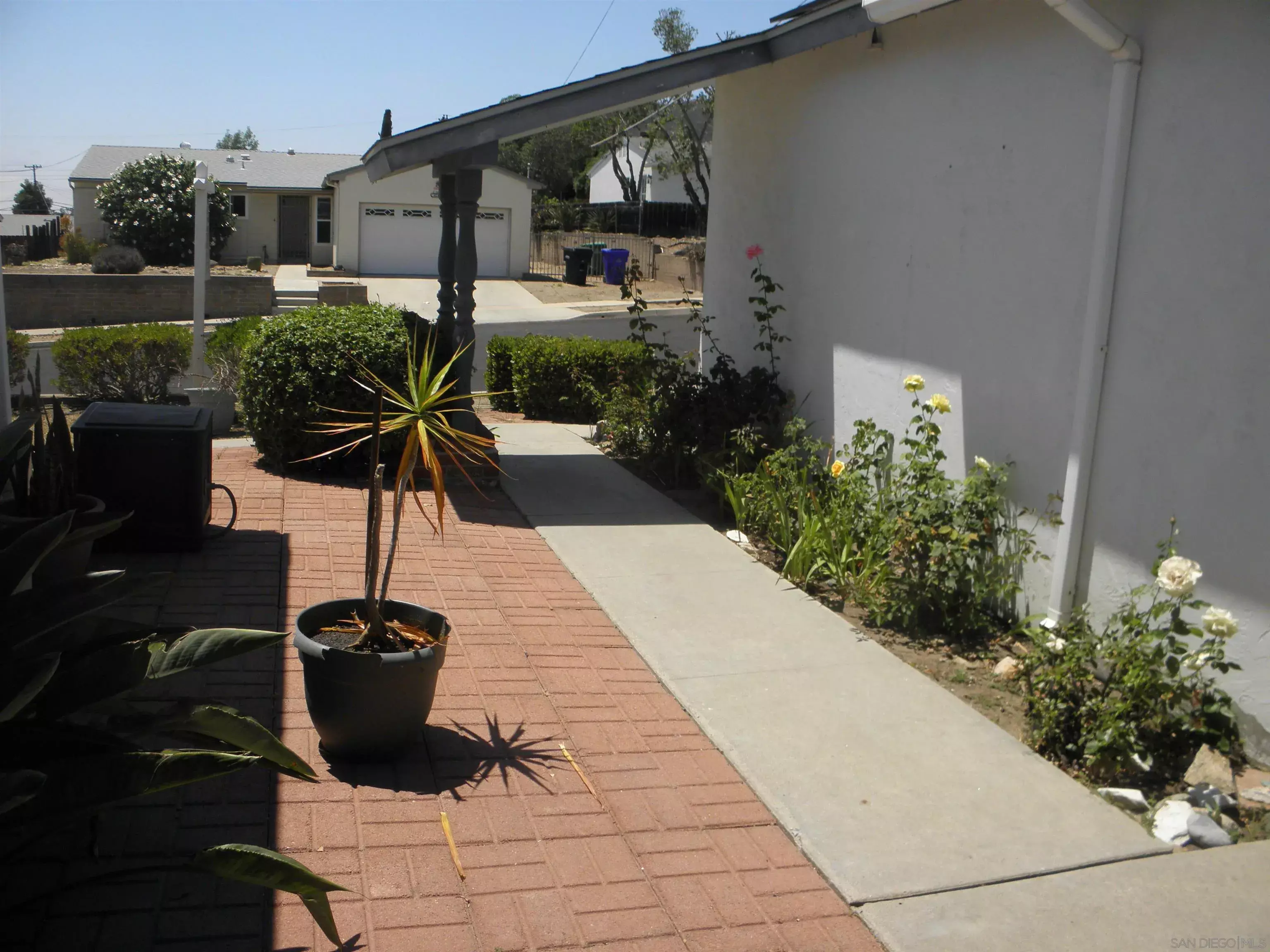 Property Photo: 6707 Mineral Dr CA 92119
