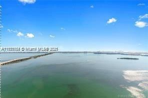 Property Photo: 650 NE 32nd St 2305 FL 33137