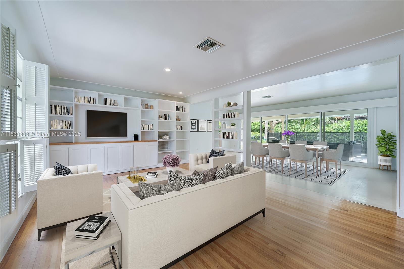 Property Photo: 431 Gerona Ave FL 33146