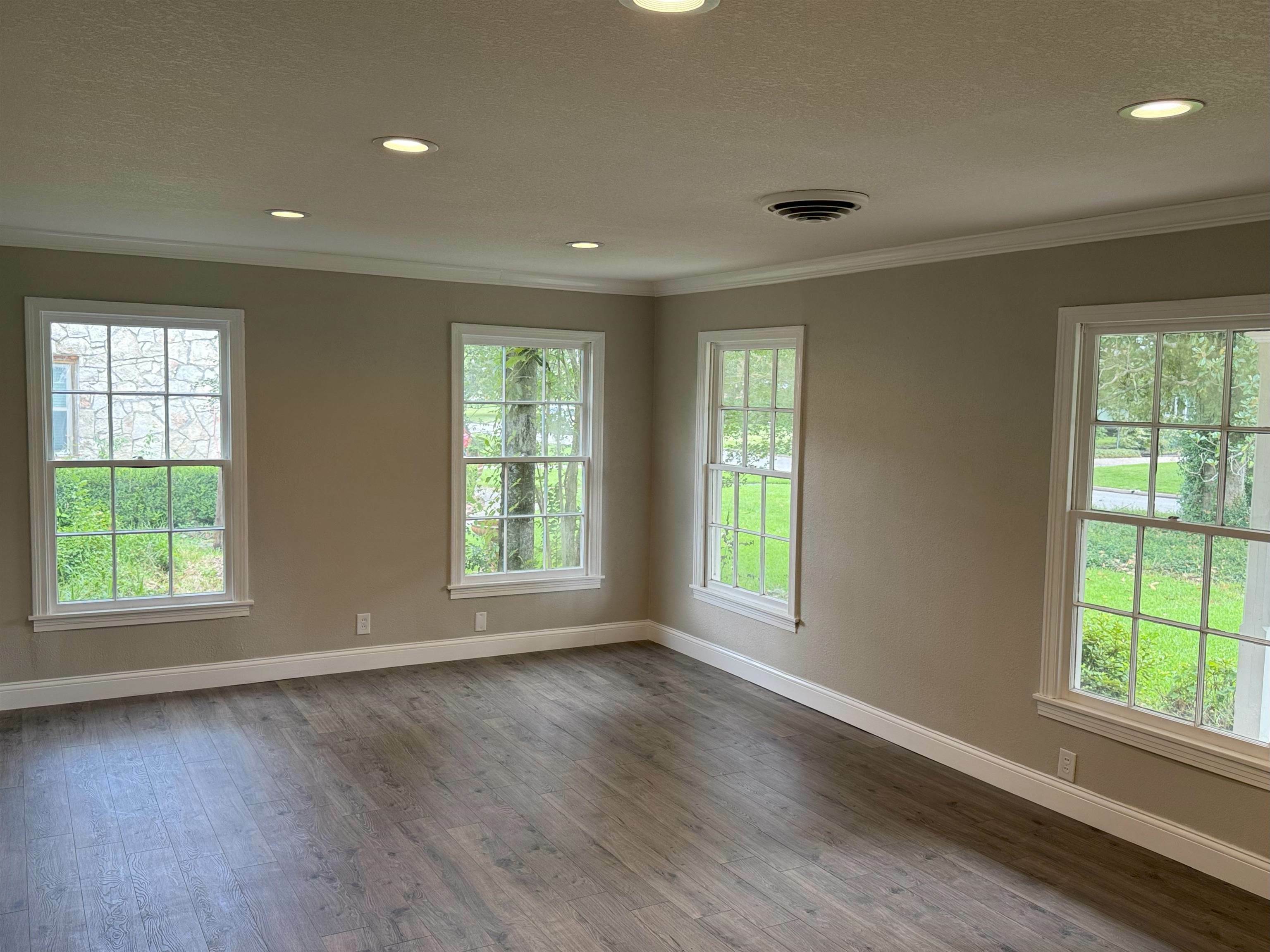 Property Photo: 595 19th Street TX 77706