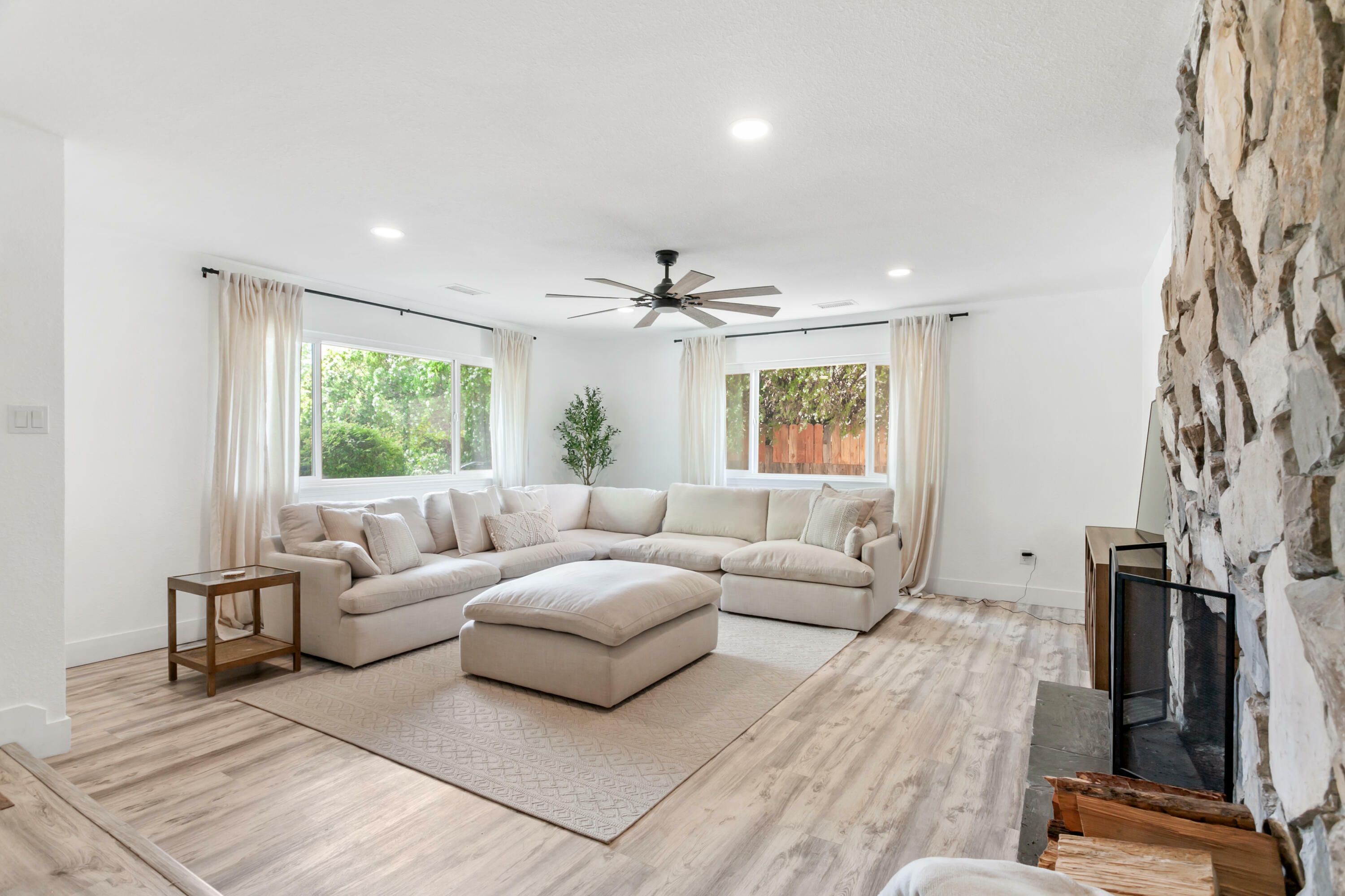 Property Photo:  4135 Oro Street  CA 96001 