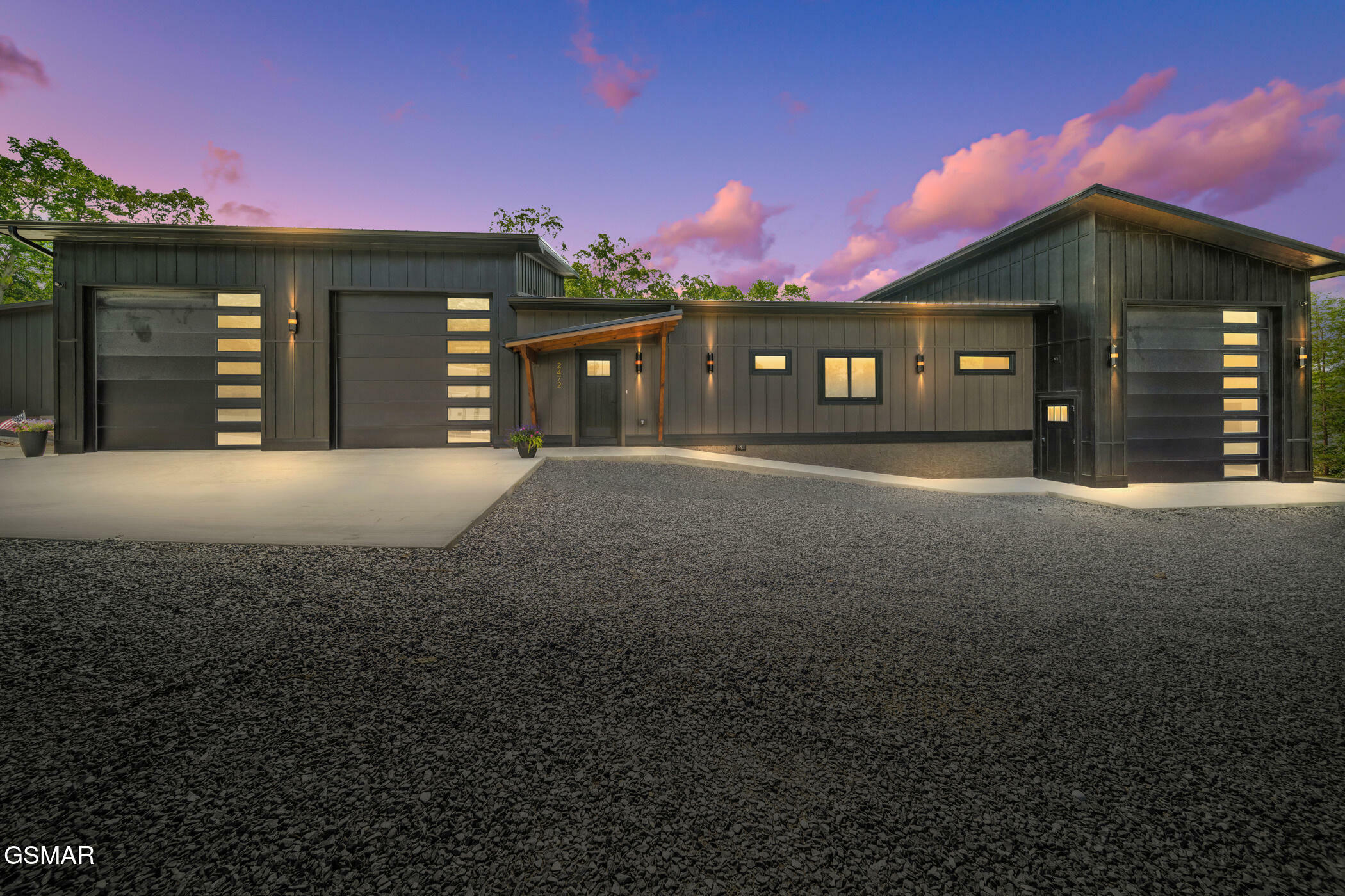 Property Photo: 2472 McQueen Way TN 37876