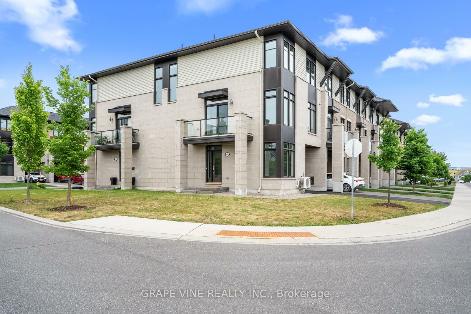 Property Photo:  599 Cartographe Street  ON K4A 1J9 