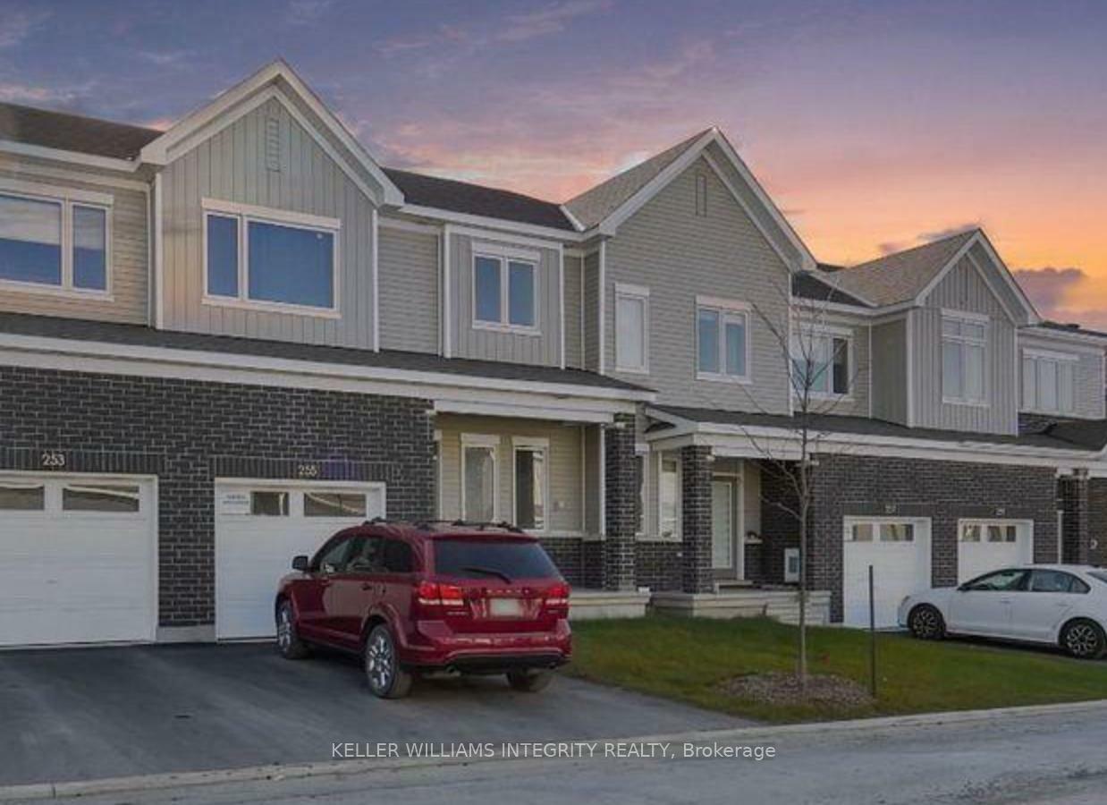 255 Falsetto Street  Orleans - Convent Glen and Area ON K1W 1E9 photo