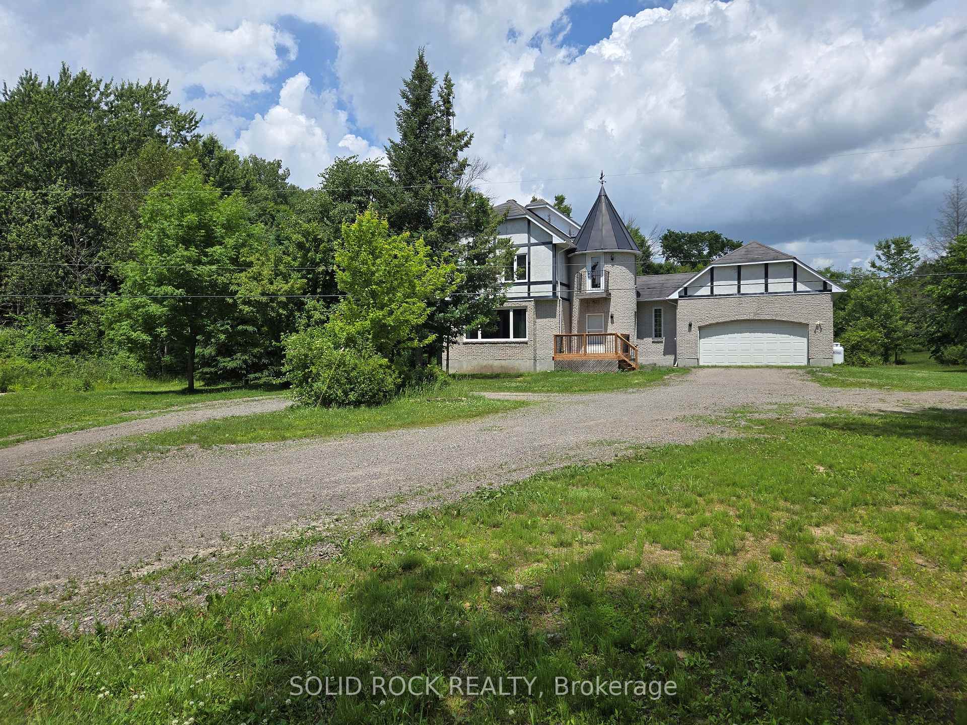 Property Photo: 1079 Birchview Lane ON K0C 1T0