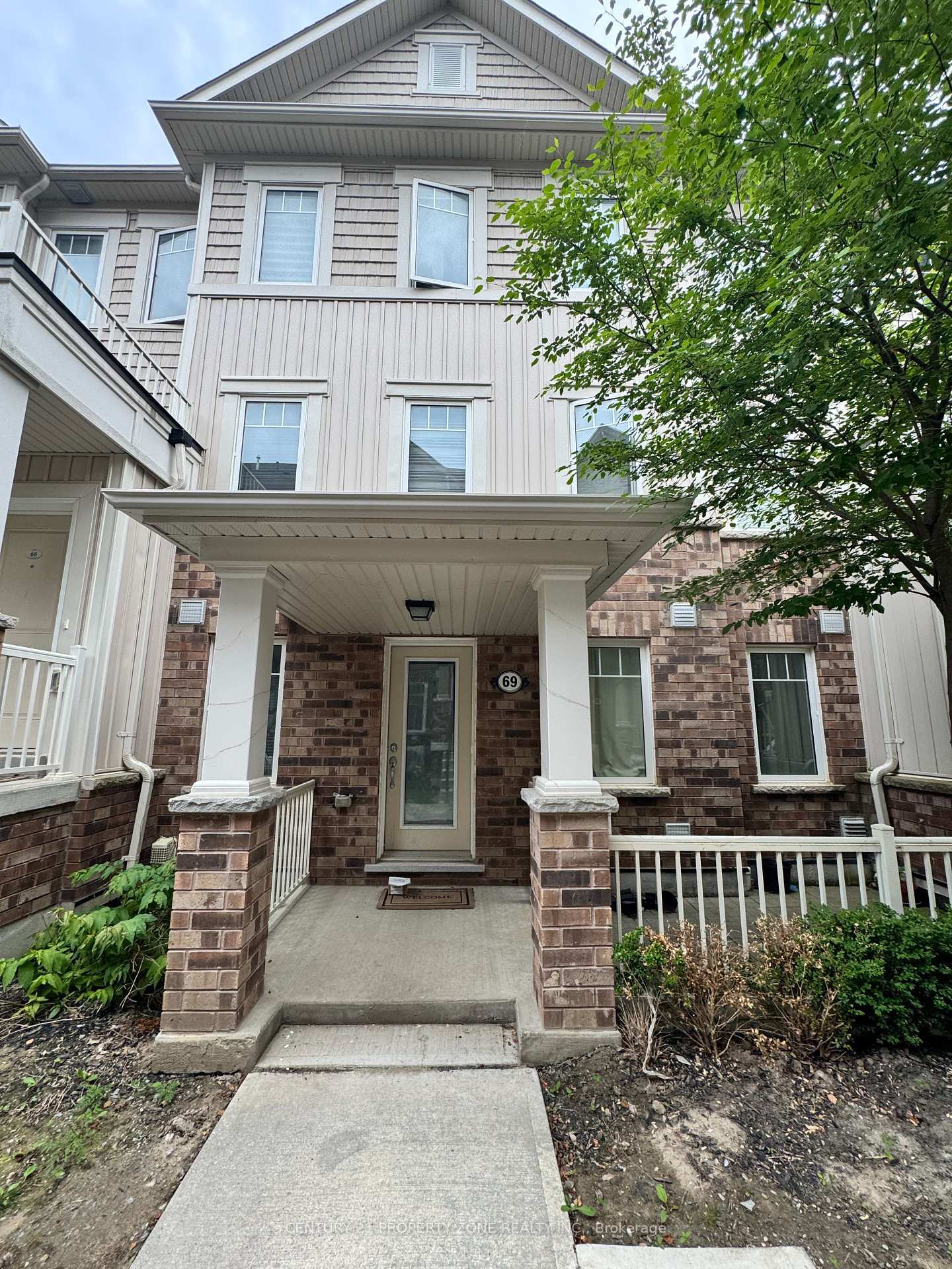 2500 Hillrise Court  Oshawa ON L1L 0M6 photo