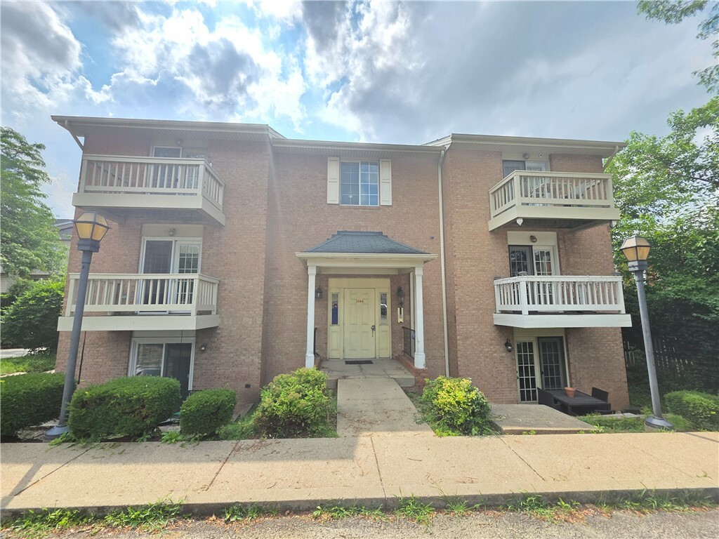 3266 Ward St 3  Oakland PA 15213 photo