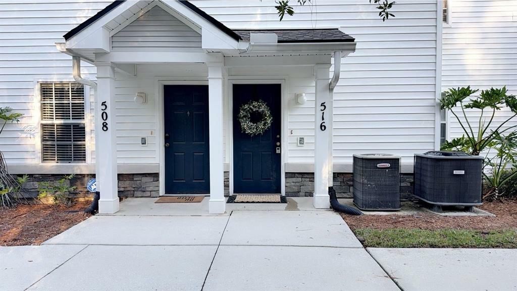 Property Photo: 2200 Marsh Hawk Lane FL 32003