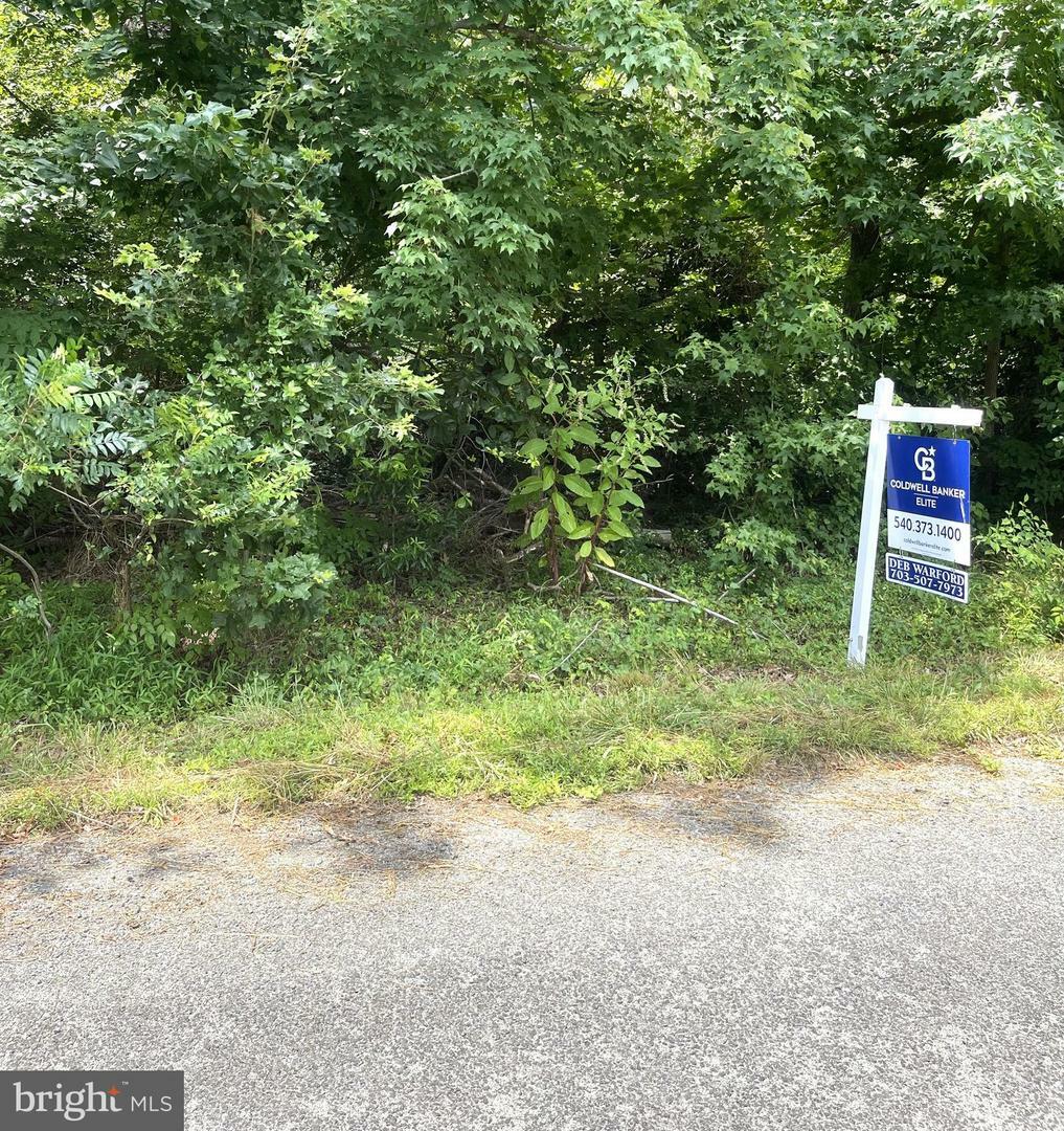 Property Photo: Colonial Circle VA 22443