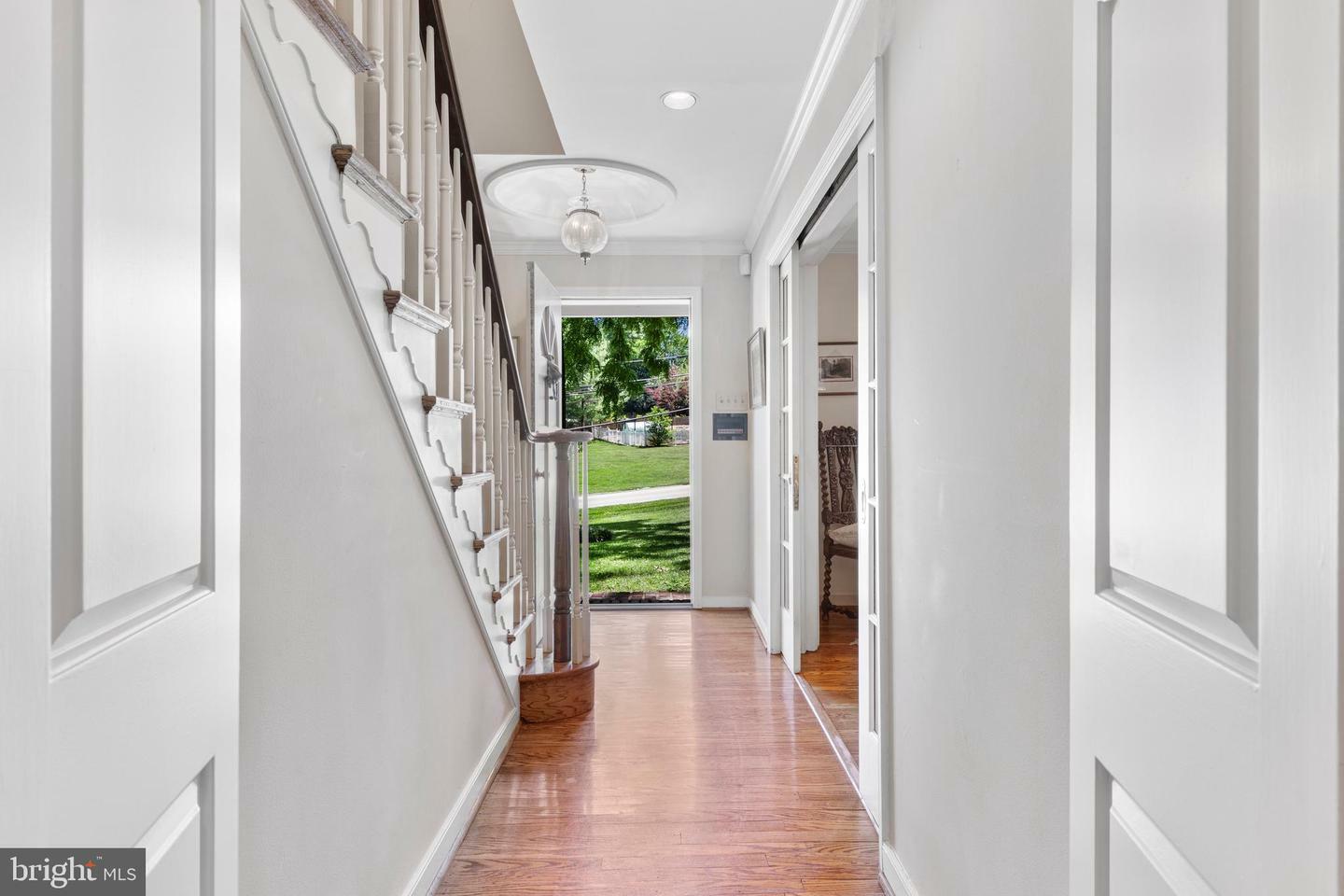 Property Photo: 931 Hollow Road PA 19087