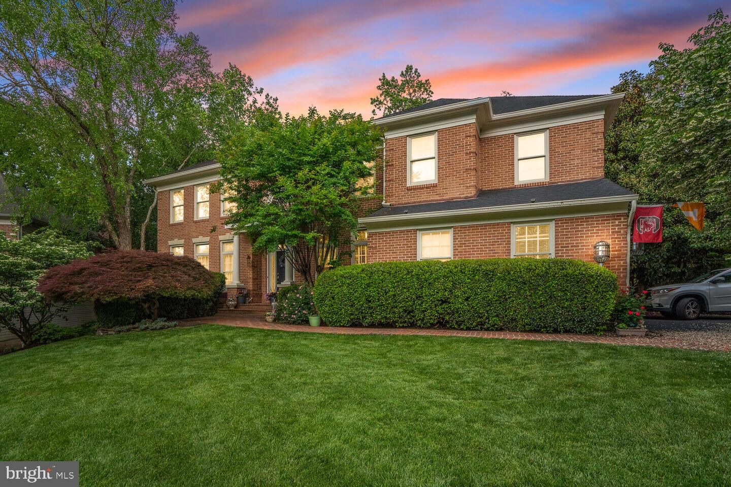Property Photo:  9211 Bexleywood Court  VA 22039 