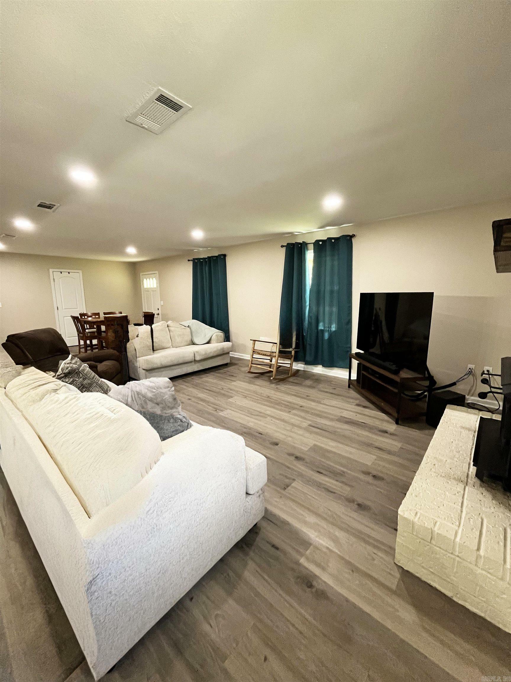 Property Photo: 14 Western Hills Drive AR 71923