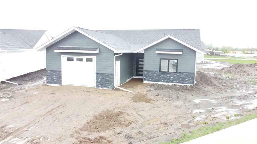 Property Photo: 2 12 Road North MB R0A 1P0