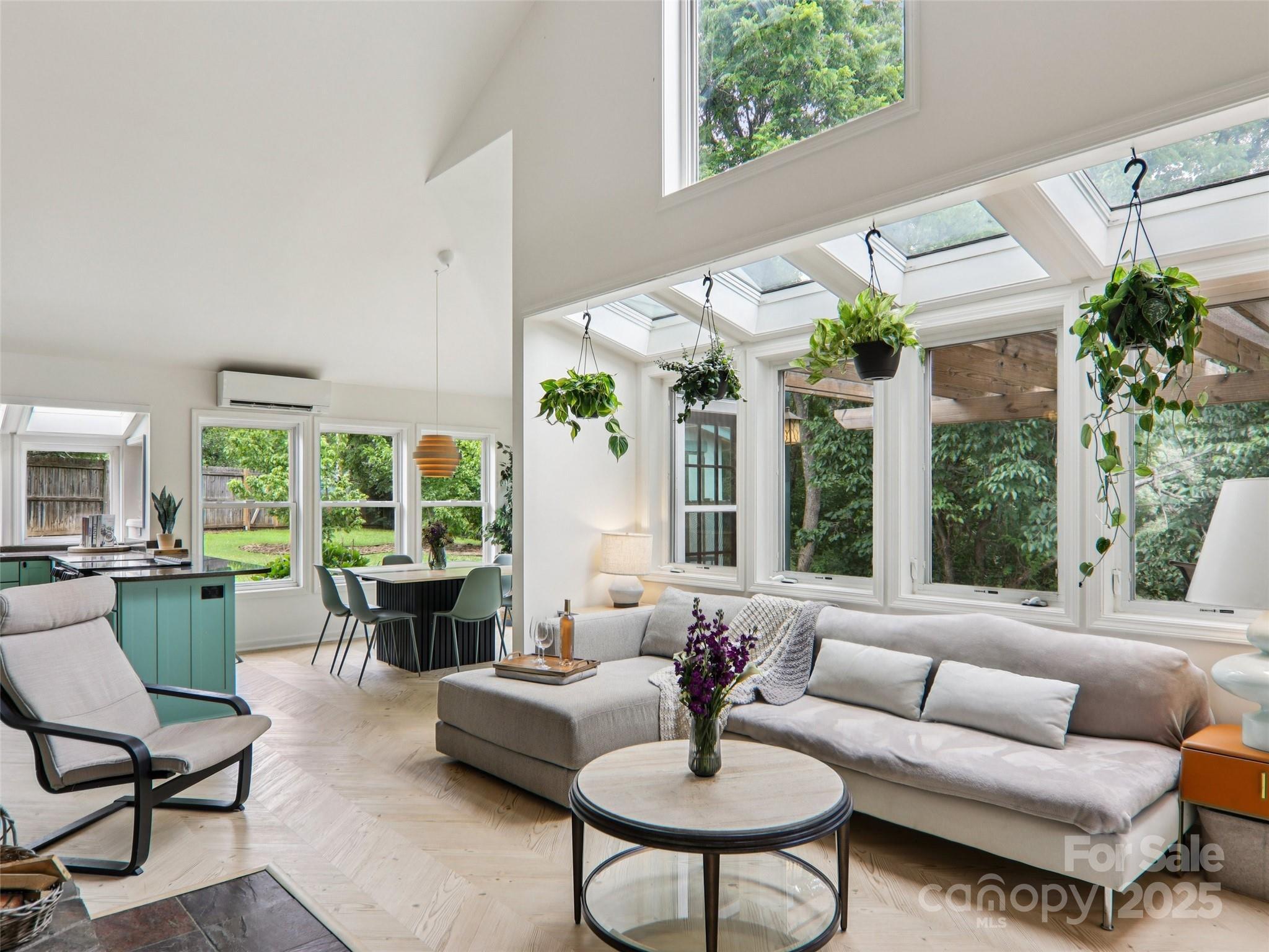 Property Photo:  2 Briarwood Drive  NC 28701 