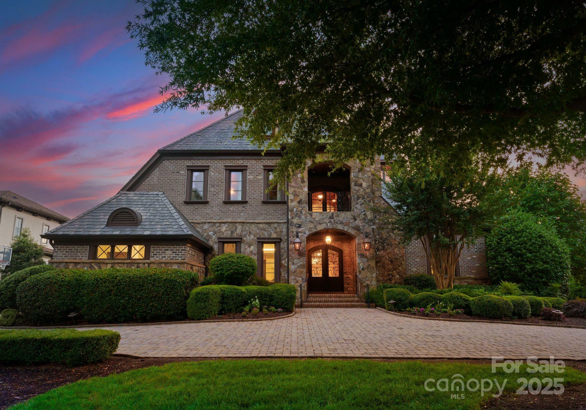 Property Photo: 300 Eagle Bend Drive NC 28173