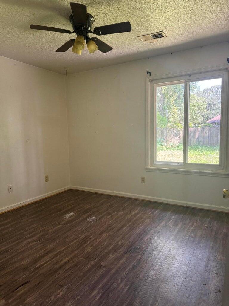 Property Photo: 106 Teddy Court SC 29485