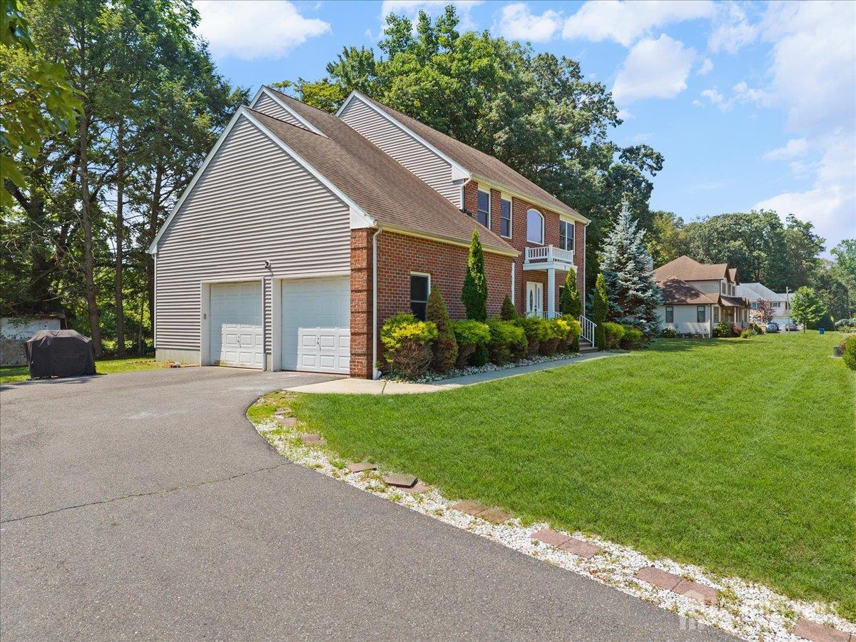 Property Photo:  7 Rupprecht Road  NJ 08902 