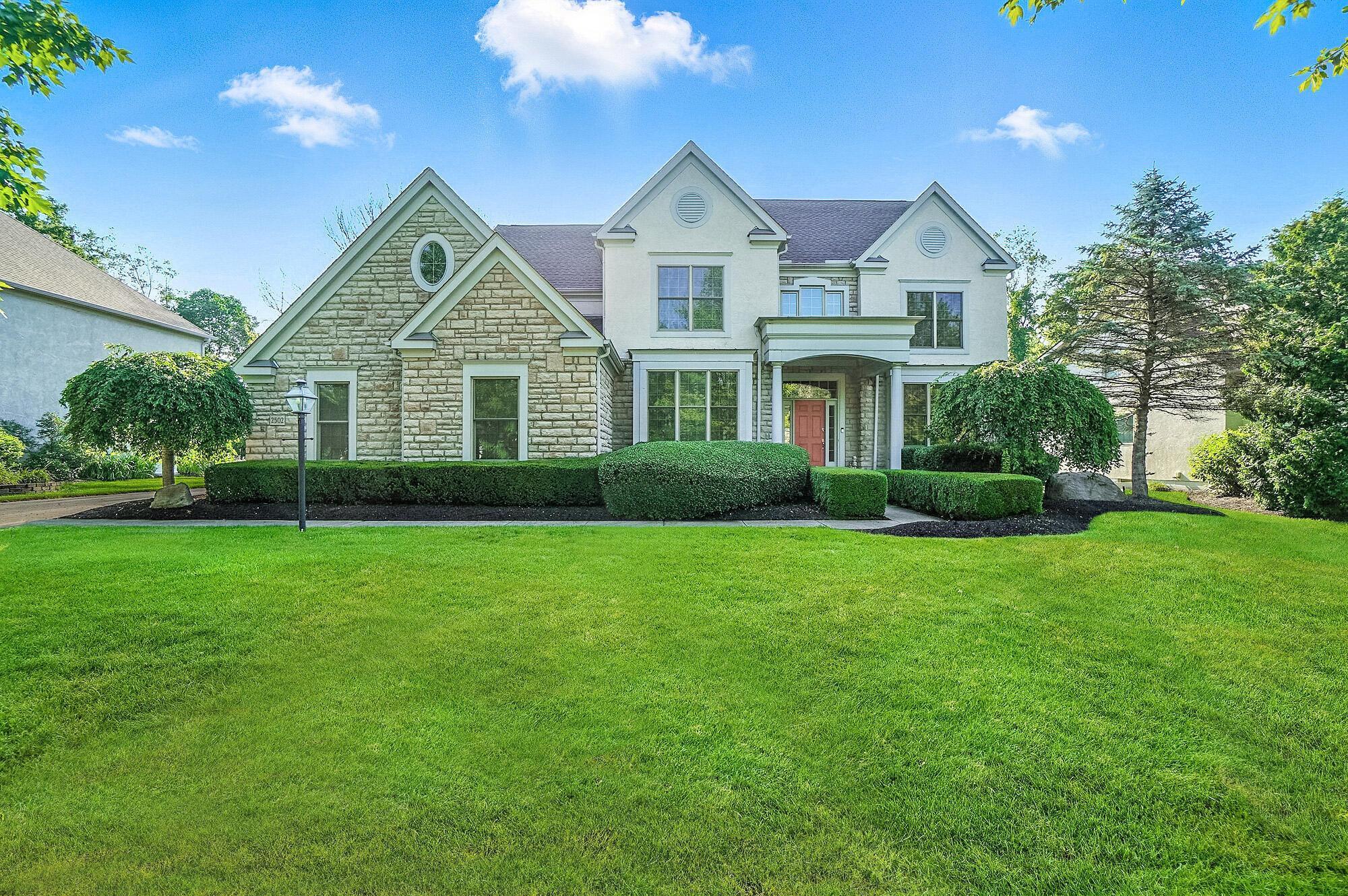 Property Photo: 2502 Keltonhurst Court OH 43004