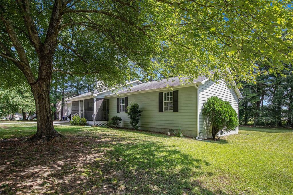 Property Photo:  2780 Highpoint Road  GA 30078 