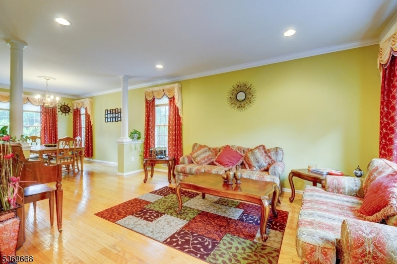 Property Photo: 81 Bradley Ln NJ 08807