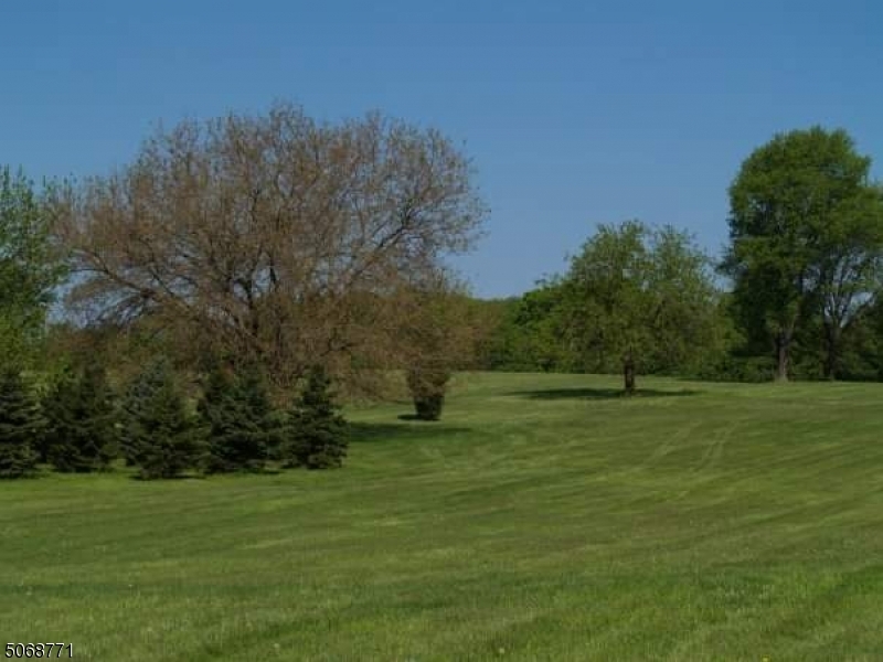 Property Photo: 54 Hardscrabble Rd NJ 07945