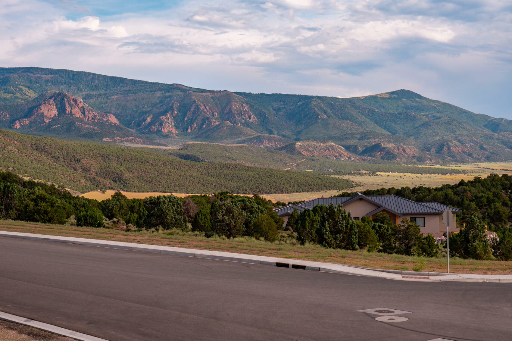 Property Photo: 2673 W Rock Ridge Rd UT 84720