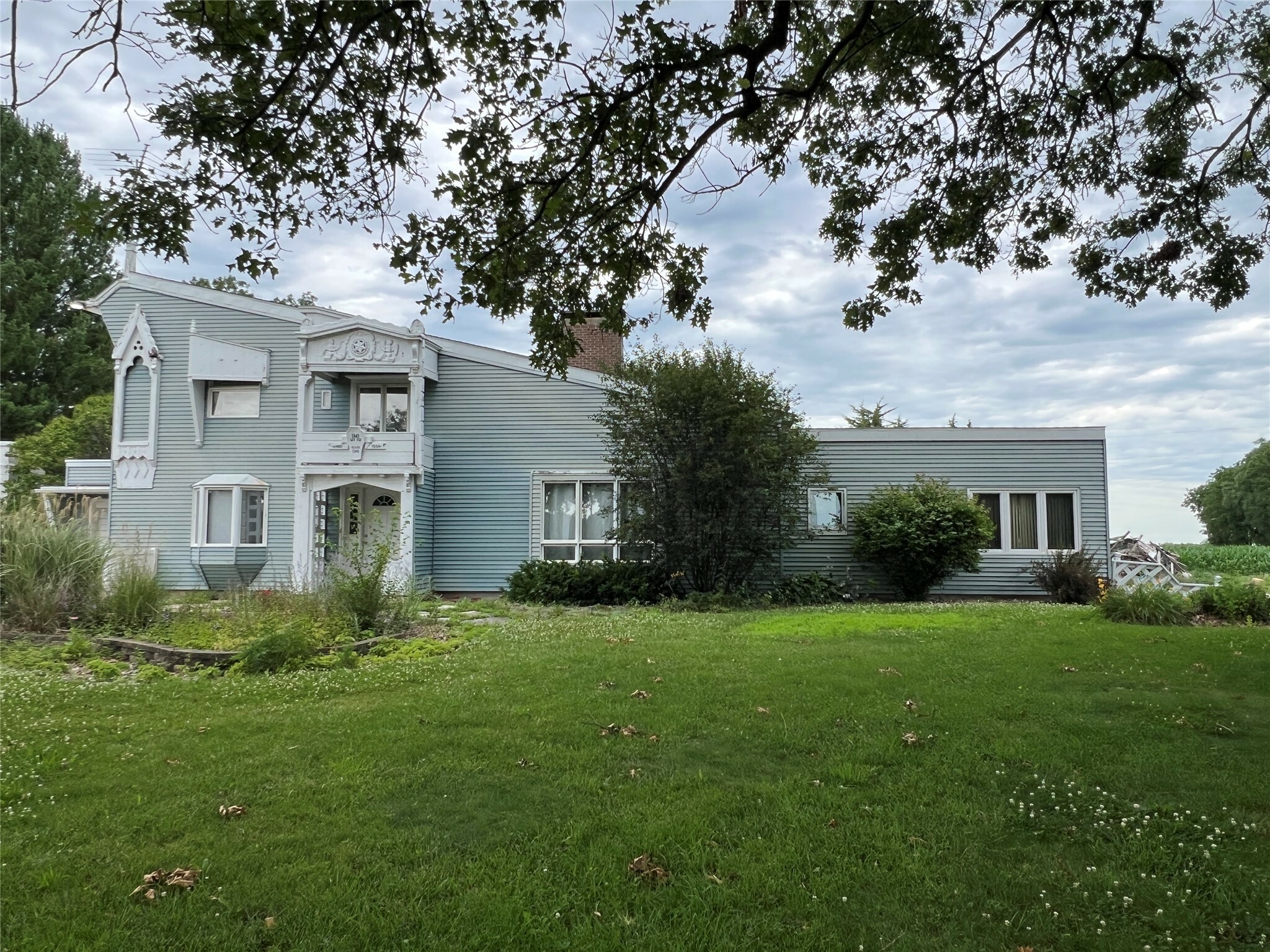 1826 Washington Street  Pella IA 50219 photo