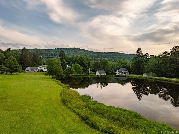 Property Photo:  600 Jeffersonville N.branch Rd Road  NY 12766 