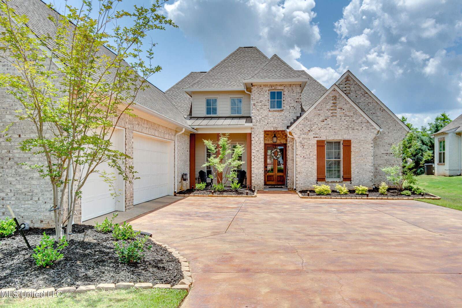 Property Photo: 112 Venice Way MS 39110