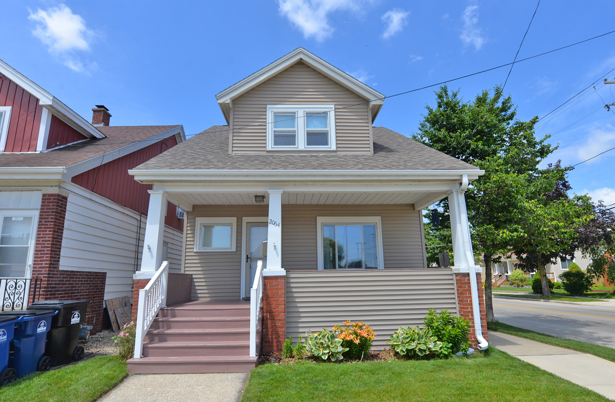 2064 Erie St  Racine WI 53402 photo