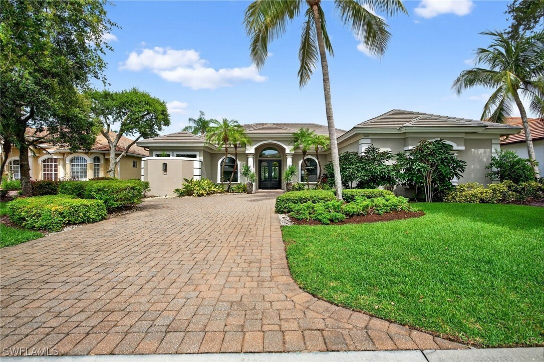 Property Photo: 7637 Mulberry Lane FL 34114