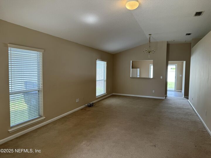 Property Photo: 4070 Pebble Brooke Circle S FL 32065