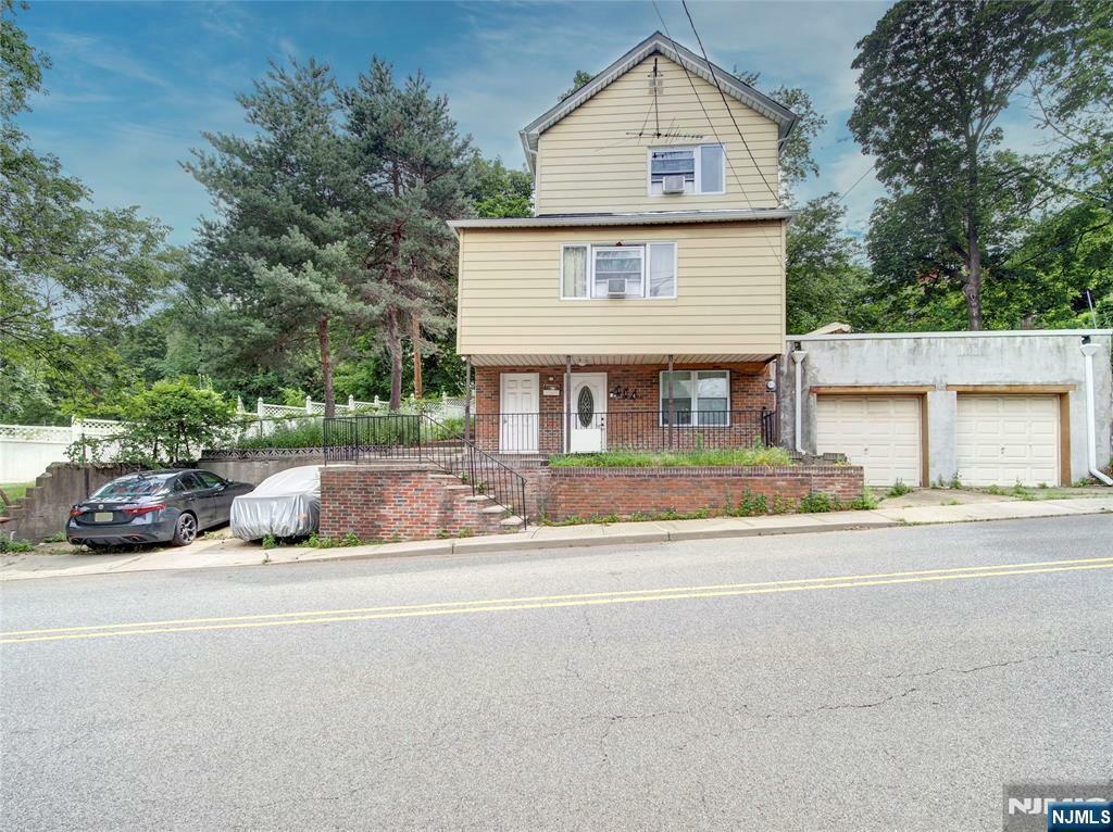 114 Hackensack Avenue  Ridgefield Park NJ 07660 photo