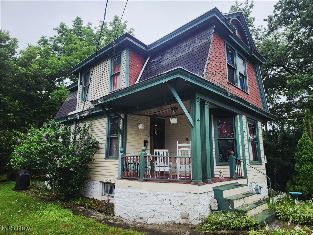 Property Photo:  780 Findley Avenue  OH 43701 