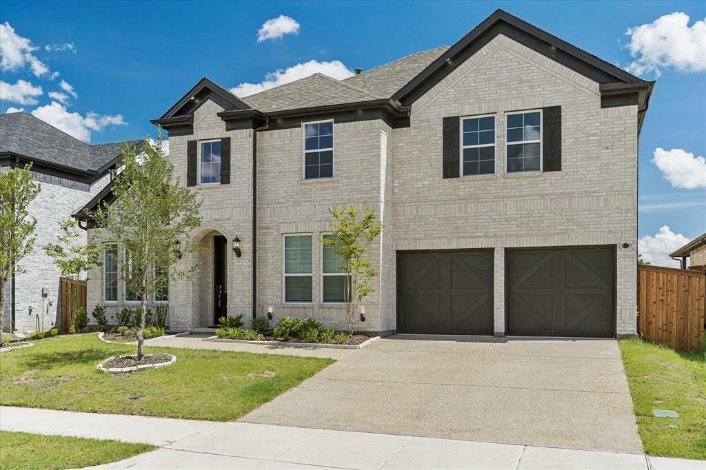 Property Photo:  426 Matador Drive  TX 75189 