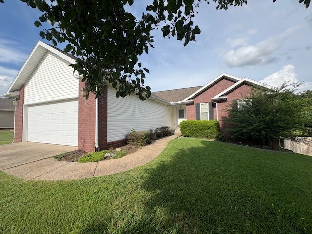 Property Photo: 1921 Wellington Road AR 72601