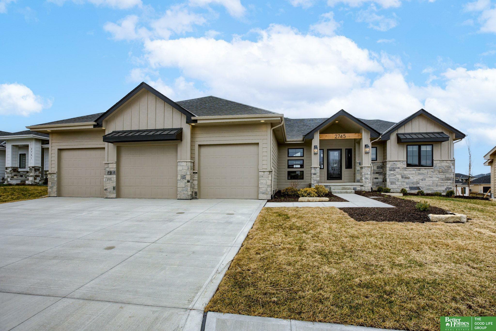 Property Photo:  4513 S 203rd Street  NE 68135 