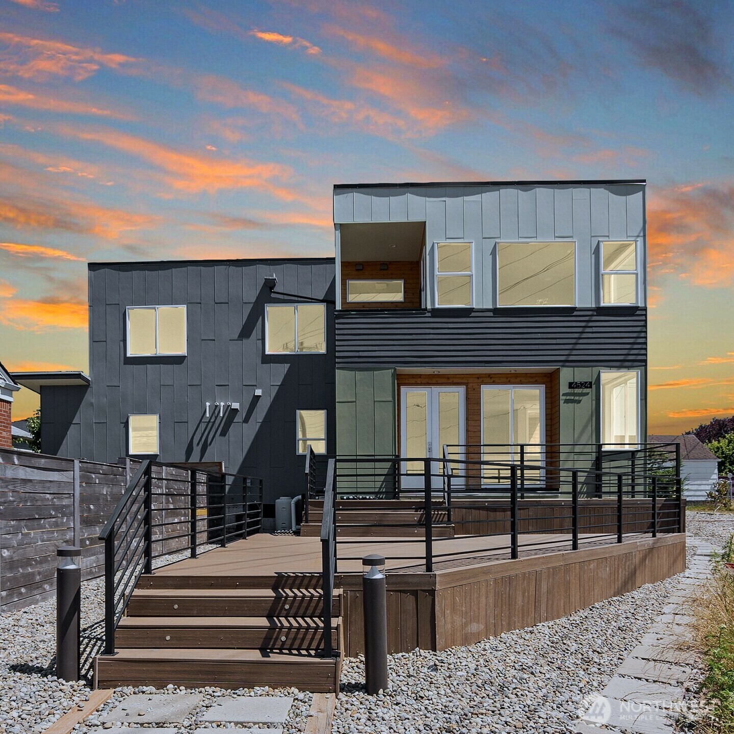 4524  12th Avenue S  Seattle WA 98108 photo
