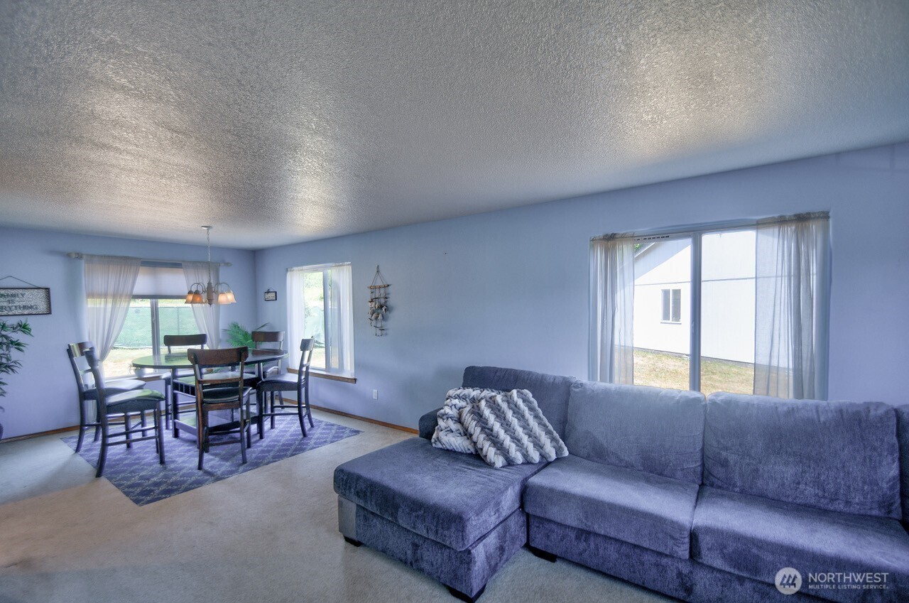 Property Photo: 126 Westminster Drive WA 98626